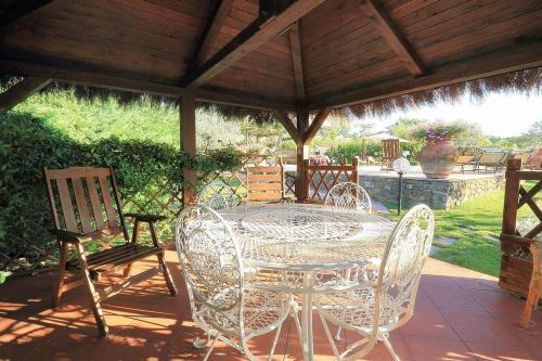 Bed & Breakfast Podere Le Cave