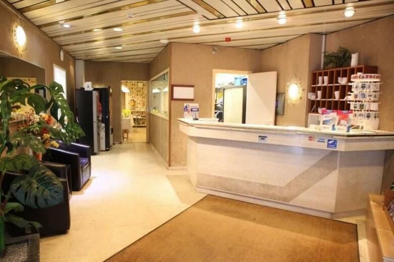 Sun Hotel
