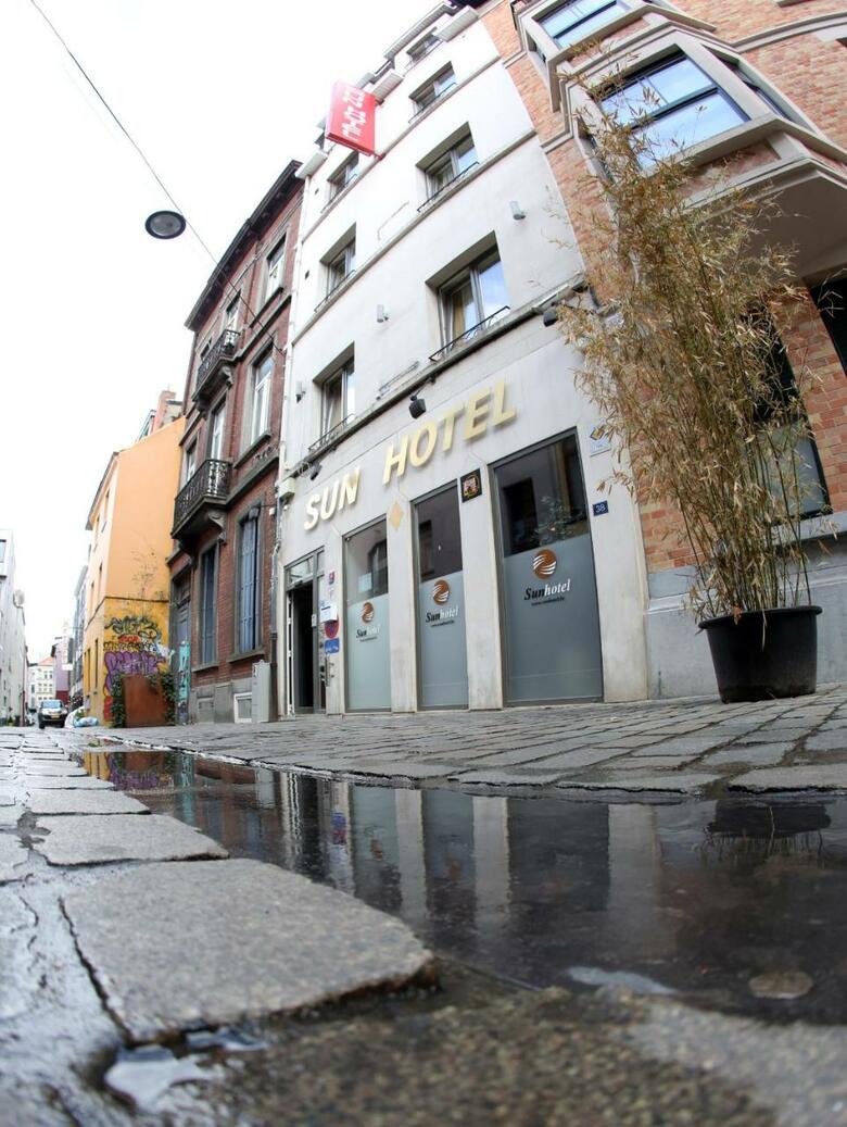 Sun Hotel