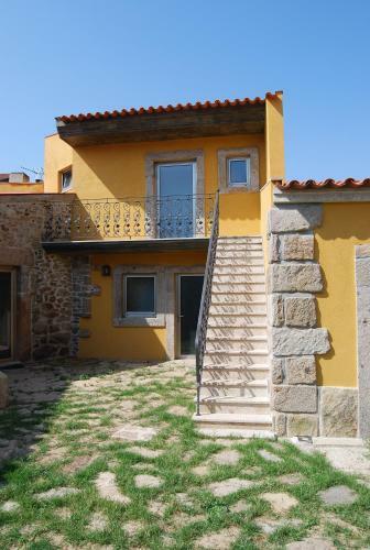 Agroturismo Curral De L Tiu Pino
