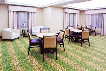 Holiday Inn Express Hotel & Suites Chestertown
