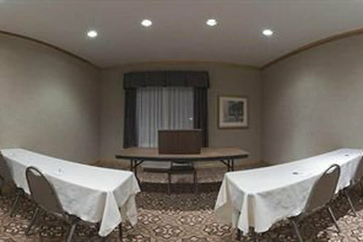 Hotel Holiday Inn Express Greensburg
