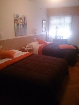 Hostal Pensi�n Santa Clara