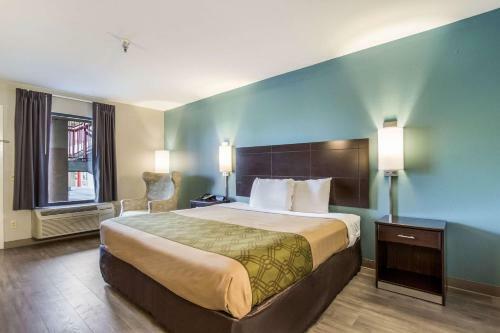 Hotel Econo Lodge Inn & Suites I-65