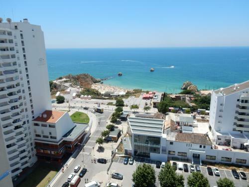 Apartamentos Turisticos Coral Da Rocha 1