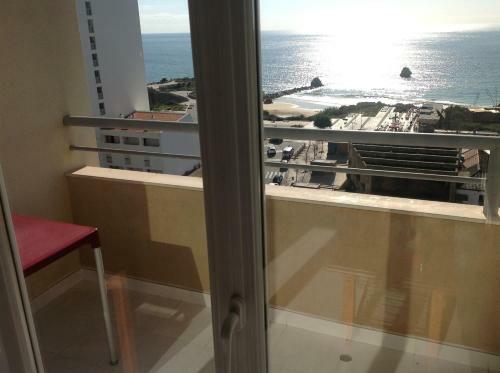 Apartamentos Turisticos Coral Da Rocha 1