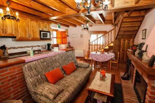 Agroturismo Casas Rurales La Casina