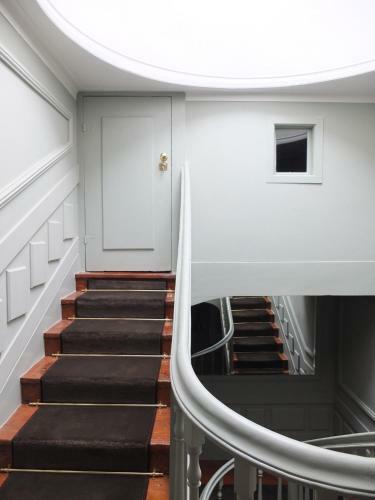Hostal Mercador Guesthouse