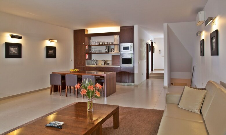 S�o Rafael Villas, Apartments & Guesthouse