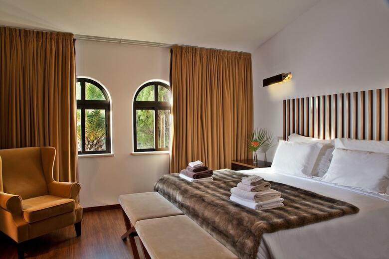 S�o Rafael Villas, Apartments & Guesthouse