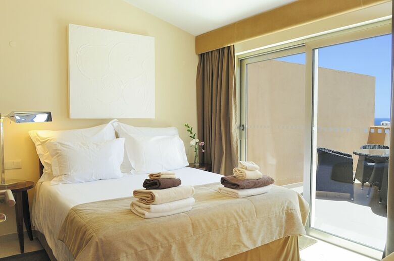 S�o Rafael Villas, Apartments & Guesthouse