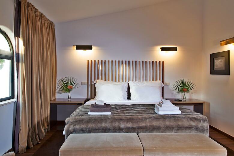 S�o Rafael Villas, Apartments & Guesthouse