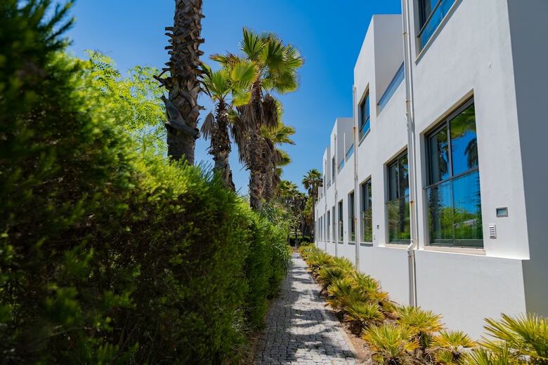 S�o Rafael Villas, Apartments & Guesthouse