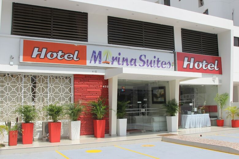 Hotel Marina Suites