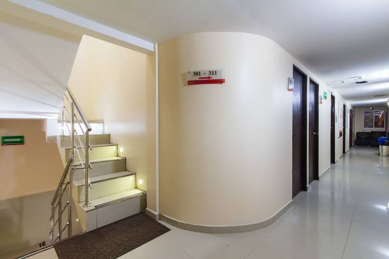 Hotel Marina Suites