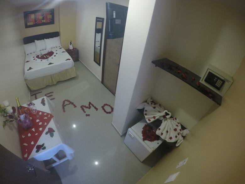Hotel Marina Suites