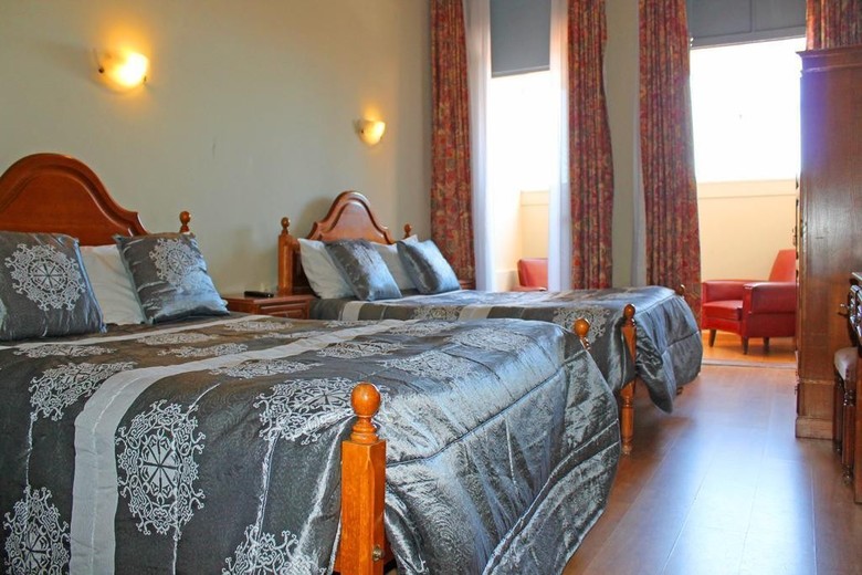 Hostal Residencial Henrique Viii