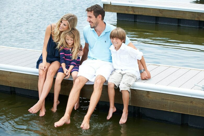 Lakehouse Hotel And Resort