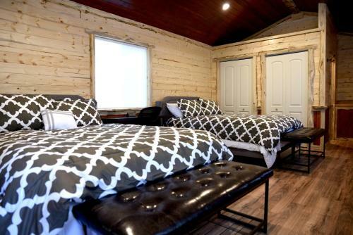 Motel Gateway Inn & Cabins