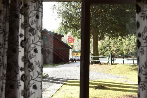Motel Gateway Inn & Cabins