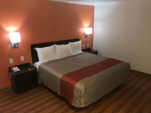 Family Motor Inn