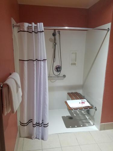 Hotel Baymont Inn & Suites - Sullivan