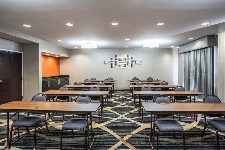 Hotel Comfort Inn & Suites Kannapolis - Concord