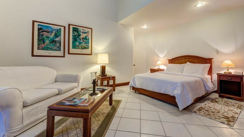 Hotel Travelers Suites Juanamb�