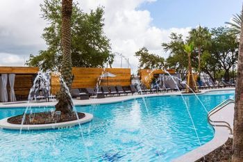 Hotel South Shore Harbour Resort And Conference Center