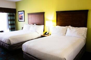 Holiday Inn Express Hotel & Suites Morehead City