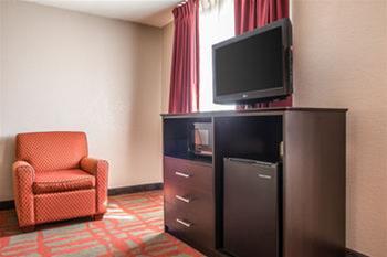 Hotel Quality Inn & Suites West Bend