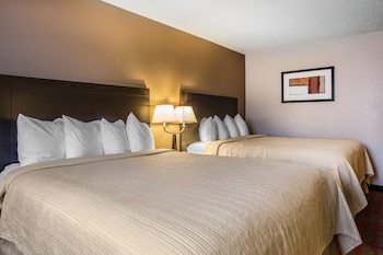 Hotel Quality Inn & Suites West Bend