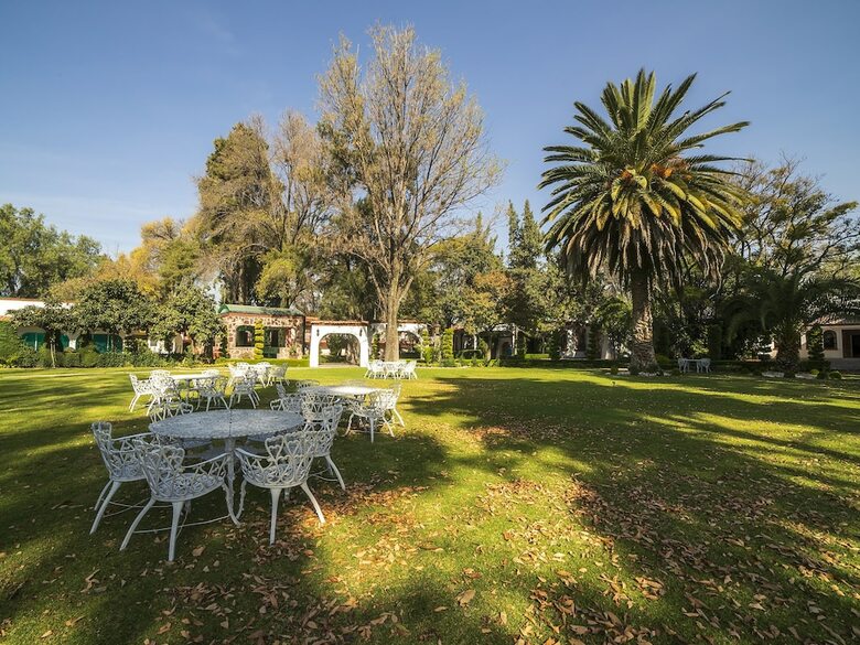 Hotel La Mansi�n Del Quijote