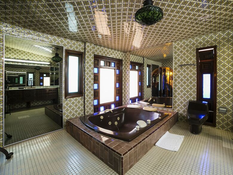 Hotel La Mansi�n Del Quijote