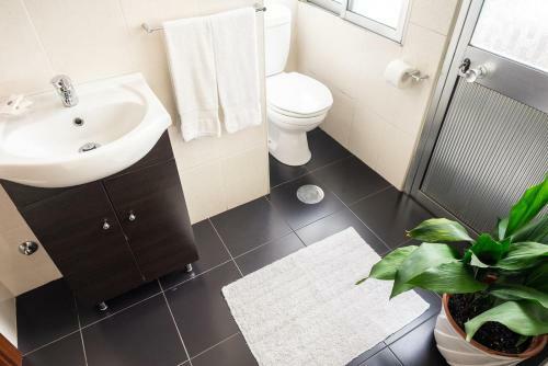 Hostal Almada