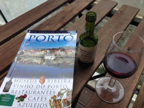 Blue Tiles - Porto Apartment