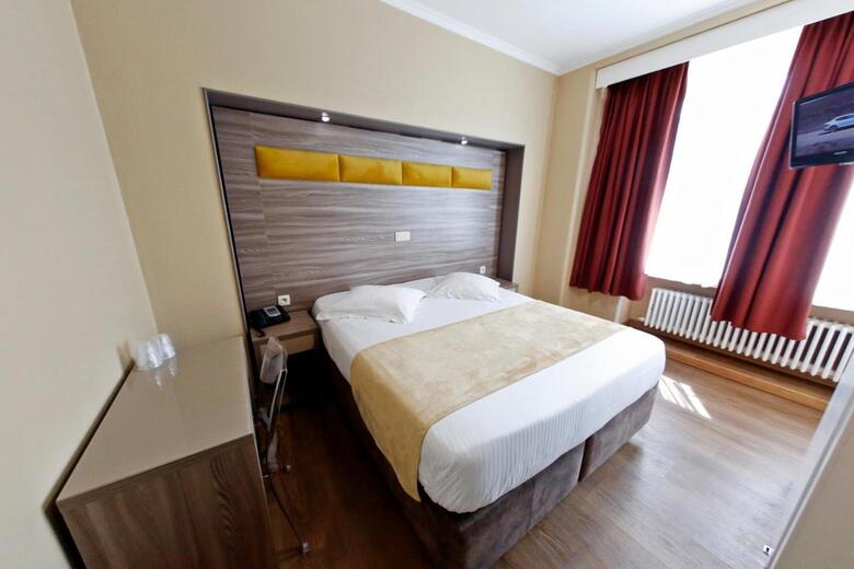Hotel De France
