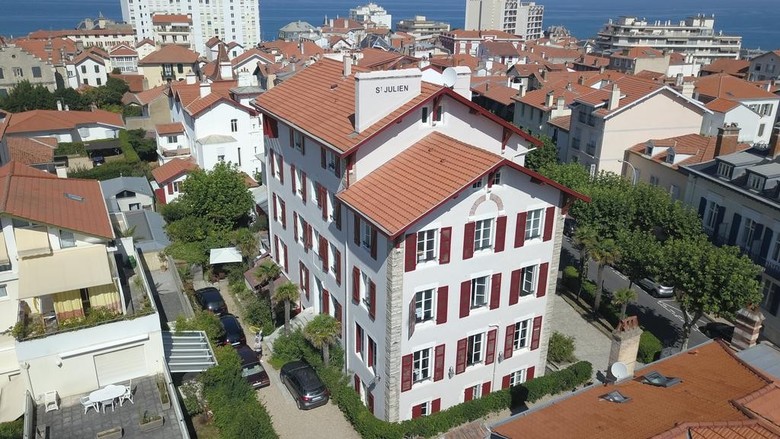 Hotel H�tel Saint Julien