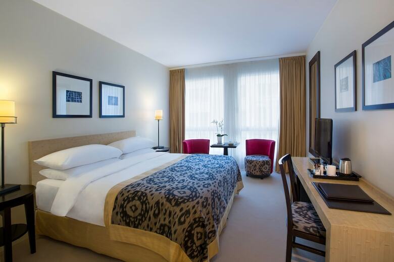 Hotel Jade Manotel