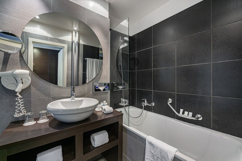 Hotel Jade Manotel