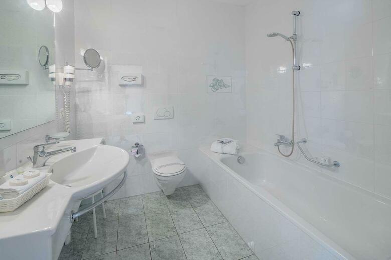 Best Western Hotel Bellevue Au Lac
