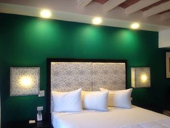 Hotel Americas Best Value Inn - Posada El Rey Sol