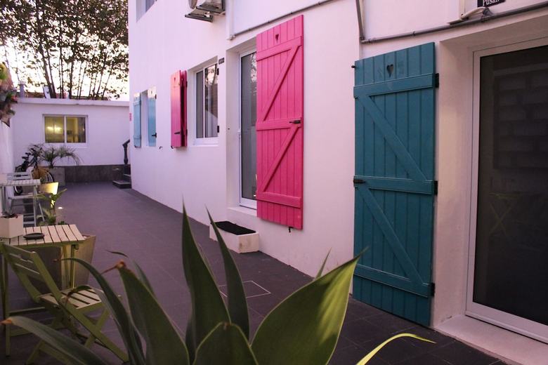Hostal Vintage Place - Azorean Guest House
