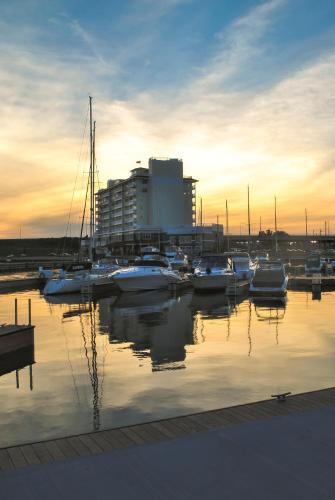Hotel Inn At Harbor Shores