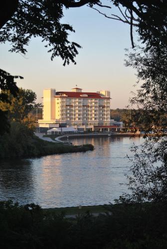 Hotel Inn At Harbor Shores