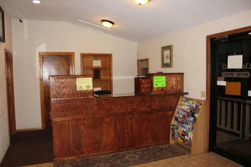 Motel Oak Hill Inn And Suites