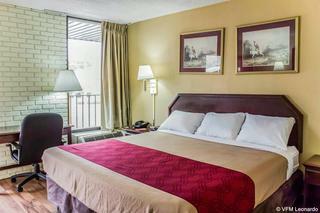 Motel Econo Lodge - Creedmoor
