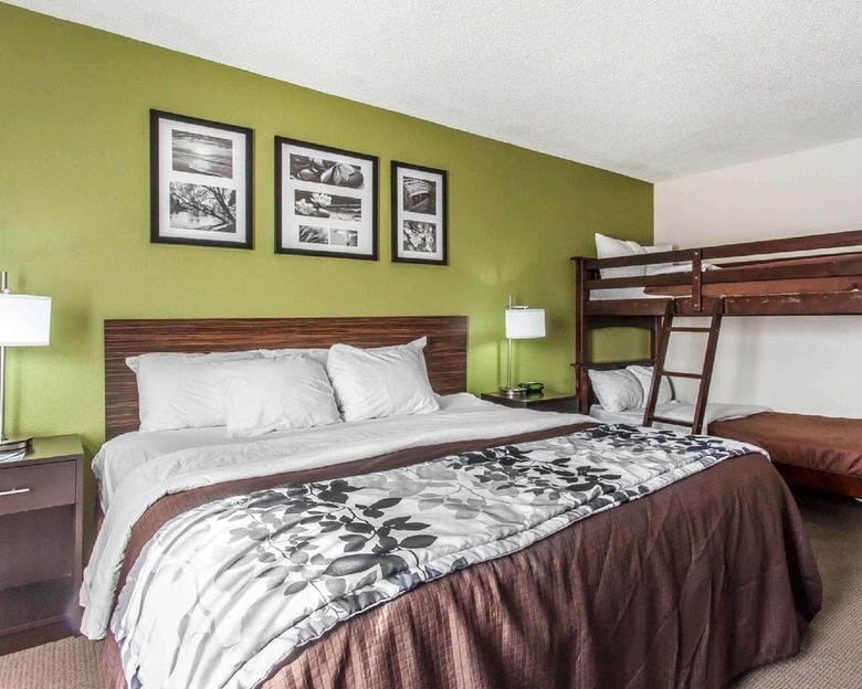 Hotel Sleep Inn & Suites Austinburg