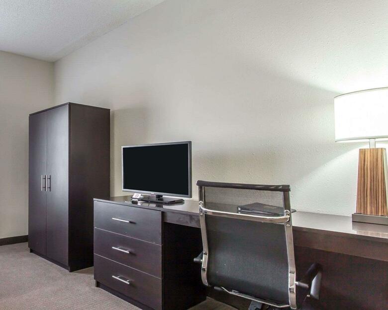 Hotel Sleep Inn & Suites Austinburg