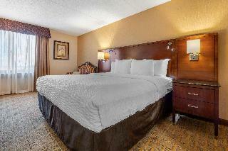Clarion Hotel Marina & Conference Center
